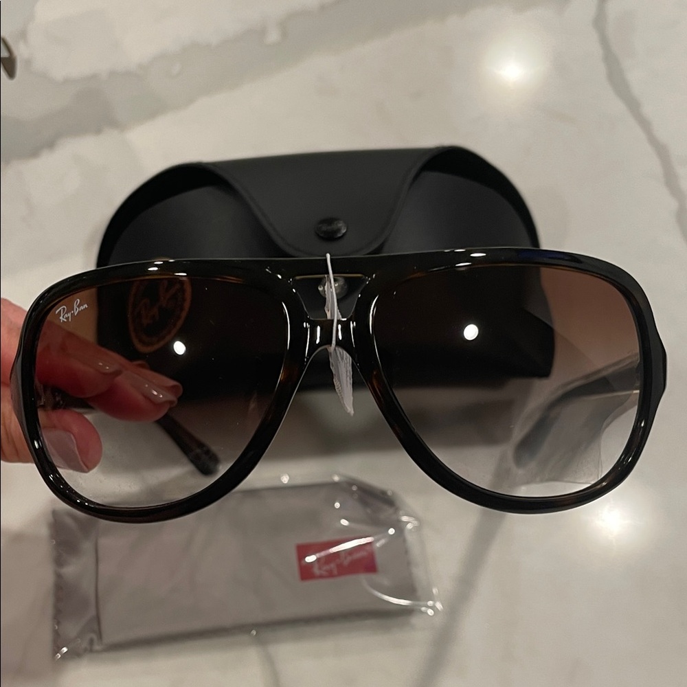 Ray-Ban sunglasses brown - Picture 3 of 10